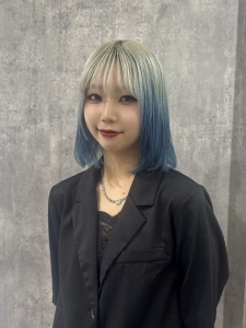 幕田 希耀美